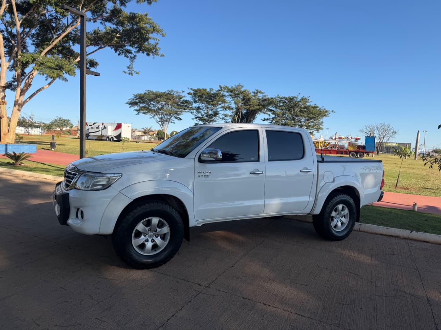 Toyota Hilux Srv